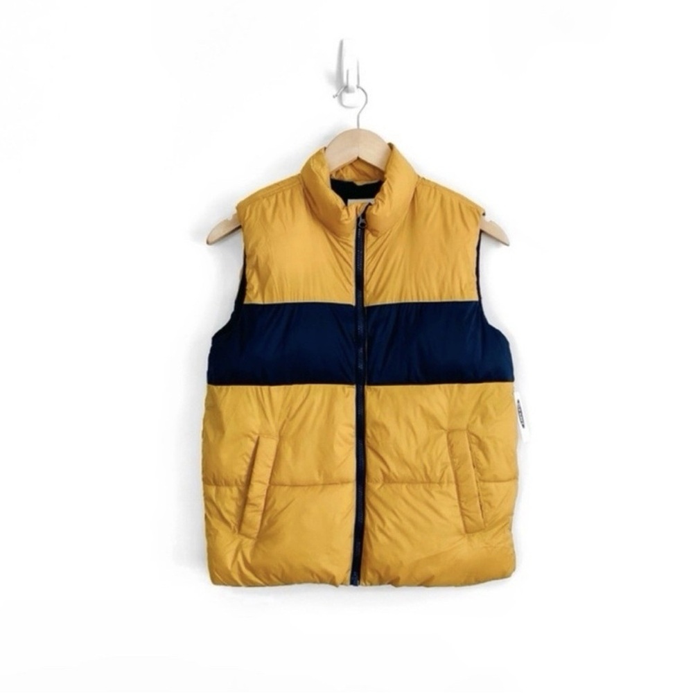 Old Navy Yellow Puffer Vest‎